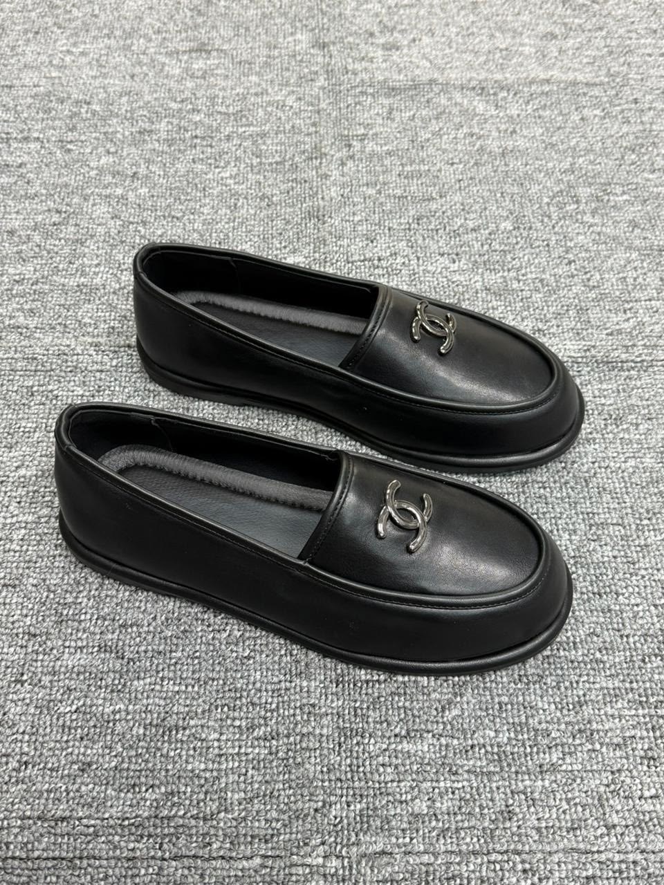 лоферы chanel,,женские замшевые лоферы chanel коричневые с мехом,женские лоферы chanel с мехом,женские лоферы chanel