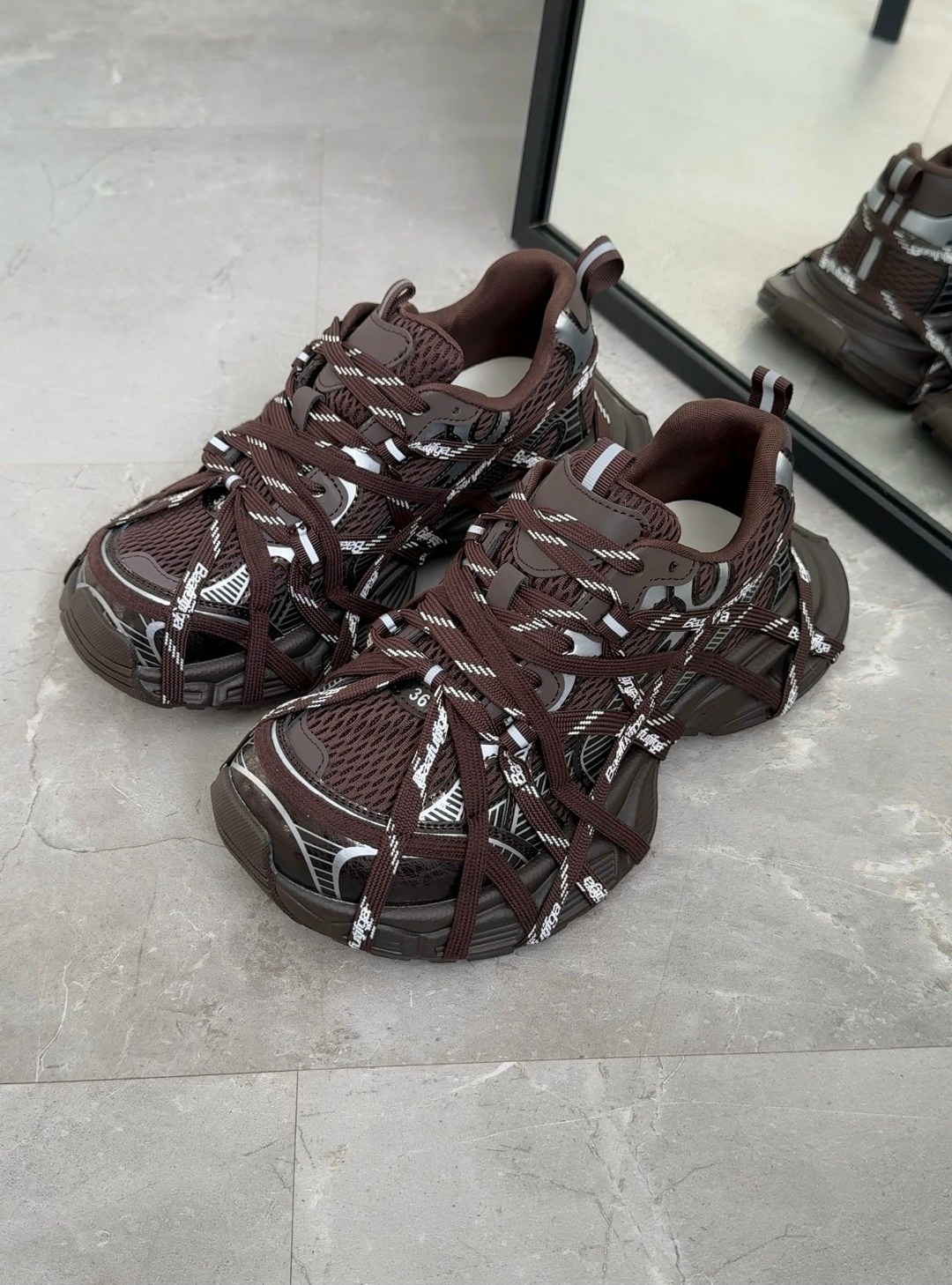 кроссовки 3xl extreme lace массивные на шнуровке balenciaga,кроссовки balenciaga,кроссовки женские balenciaga,баленсиага кроссовки черные track,кроссовки balenciaga 3 xl