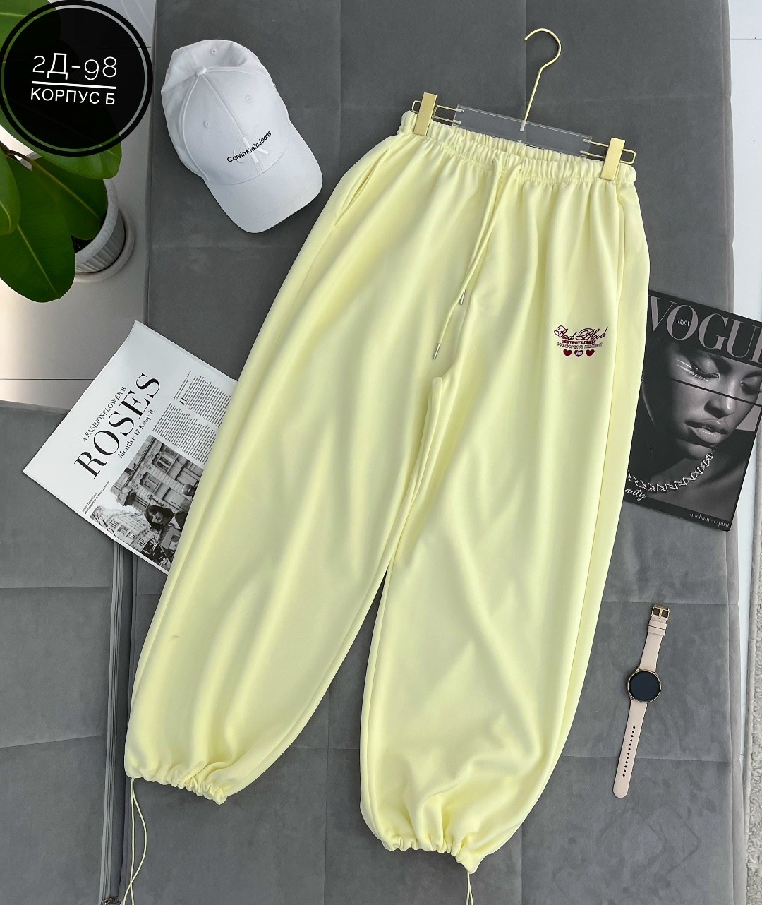 спортивные брюки,спортивные штаны женские,брюки в спортивном стиле,спортивные штаны,брюки свободные