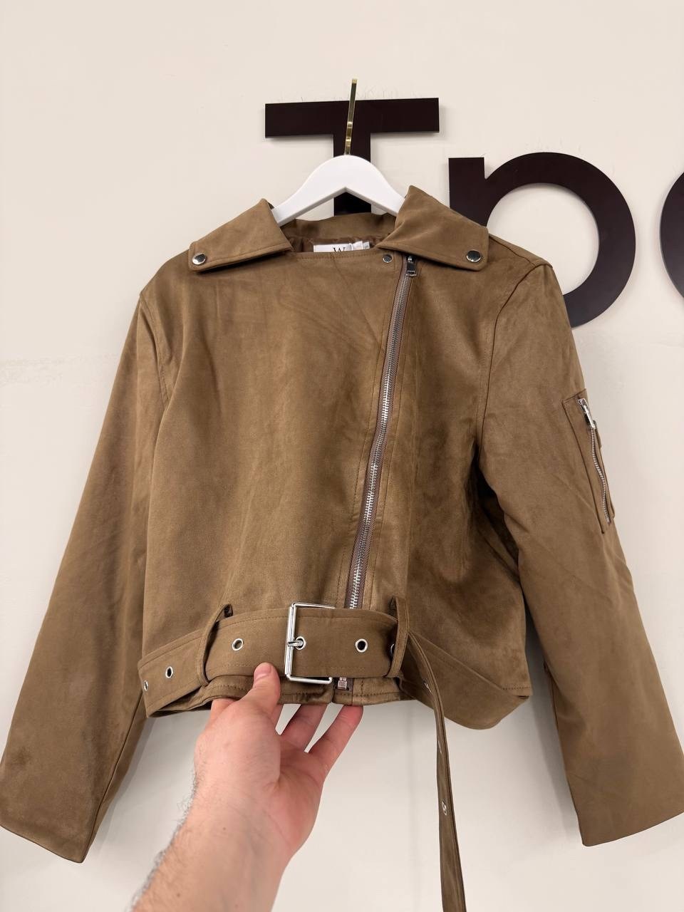 куртка косуха,женская замшевая куртка косуха коричневая,куртка женская,замшевая куртка,куртка кожаная косуха