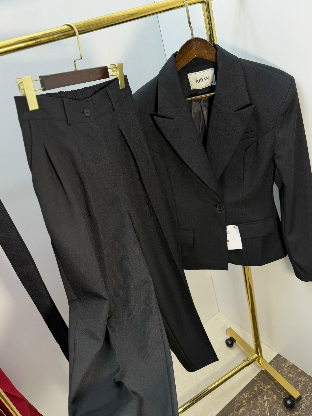 брючный костюм,костюм брючный женский деловой,костюм женский брючный,костюм с брюками,костюм брючной деловой