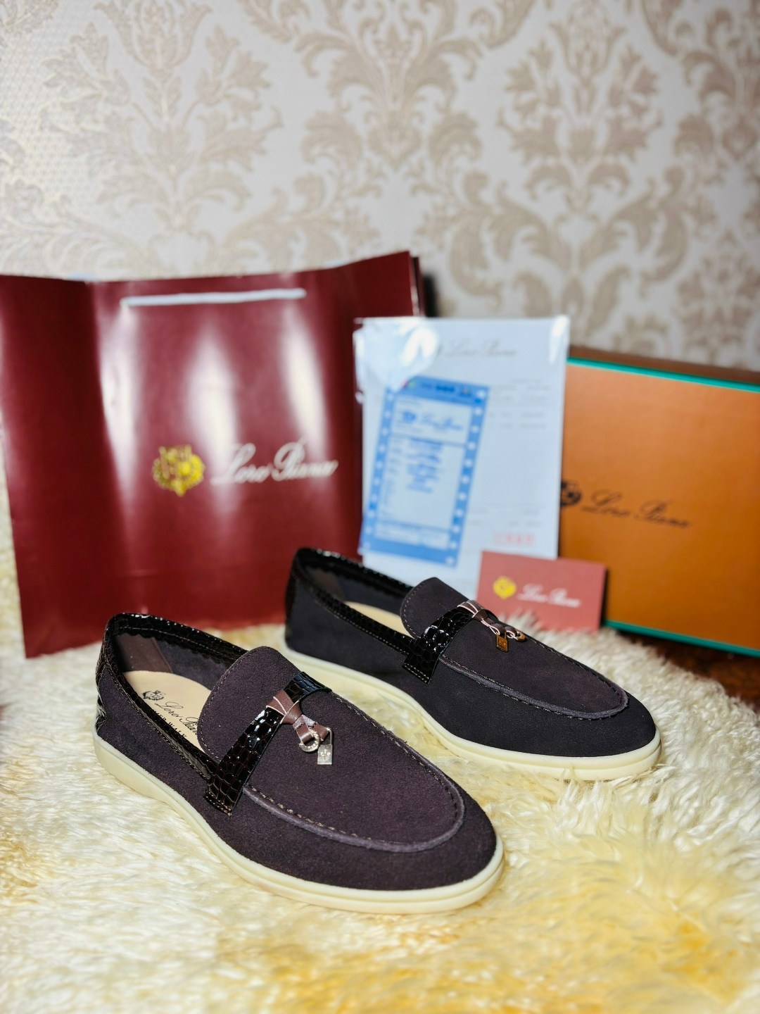 ,лоферы из натуральной замши loro piana,лоферы лоро пиано оригинал,лоферы loro piana,лоферы женские loro piana