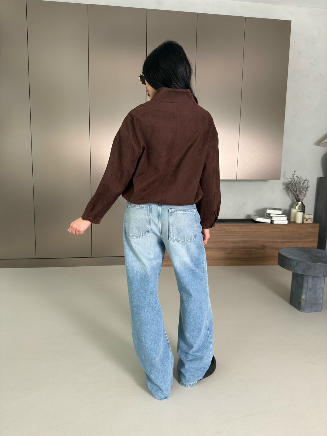 рубашка вельветовая цвета какао capriz-d1800005556,рубашка вельветовая цвета какао iv-capriz,рубашка вельветовая женская,замшевая куртка,куртка бомбер