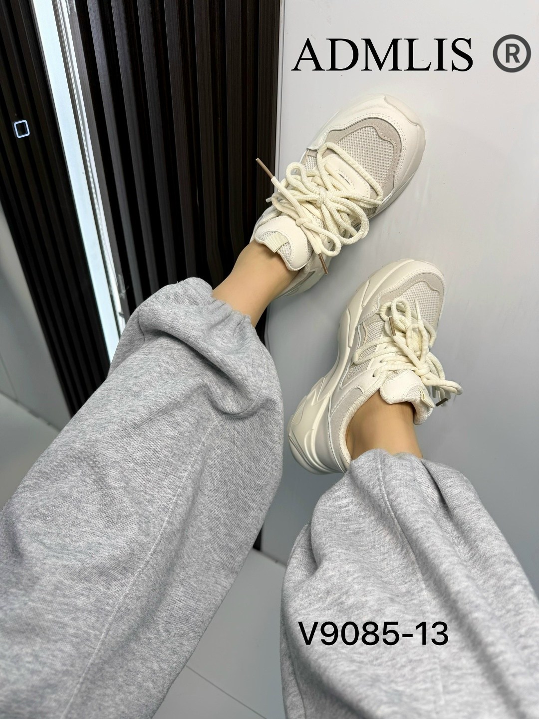 ,кроссовки женскиe,массивные кроссовки женские,массивные кроссовки,модные кроссовки