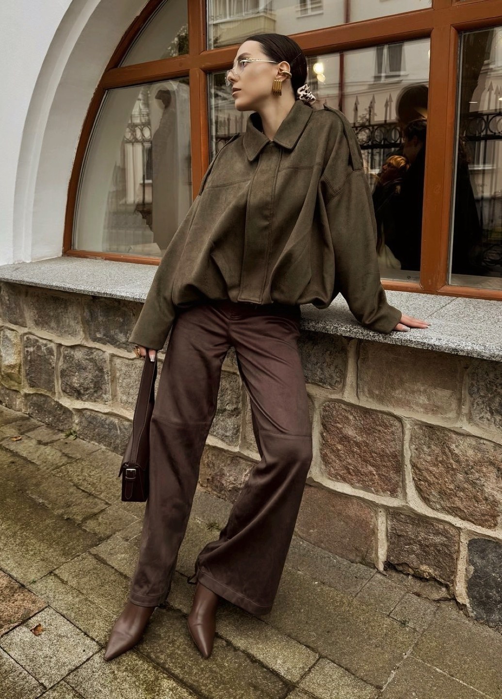 замшевая куртка,стиль одежды,модные стили,коричневая мода