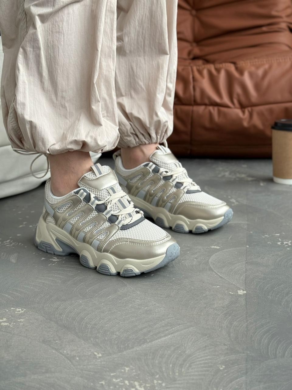 кроссовки женскиe,,массивные кроссовки женские,кроссовки женские белые,кроссовки на платформе