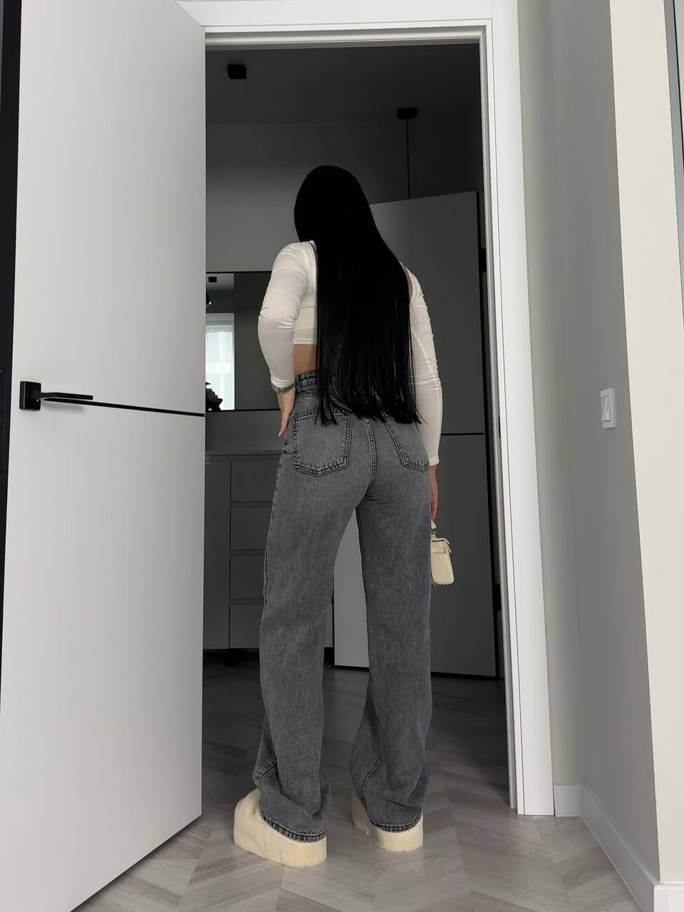 стильные джинсы,джинсы женские,джинсы,серые джинсы женские,джинсы серый