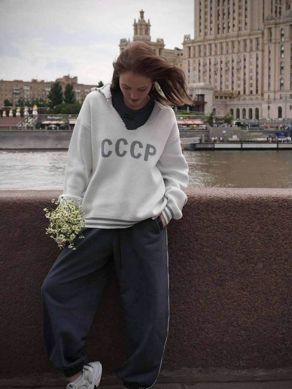 девушка,корейская мода,свитшот,худи и свитшот,стиль корейский