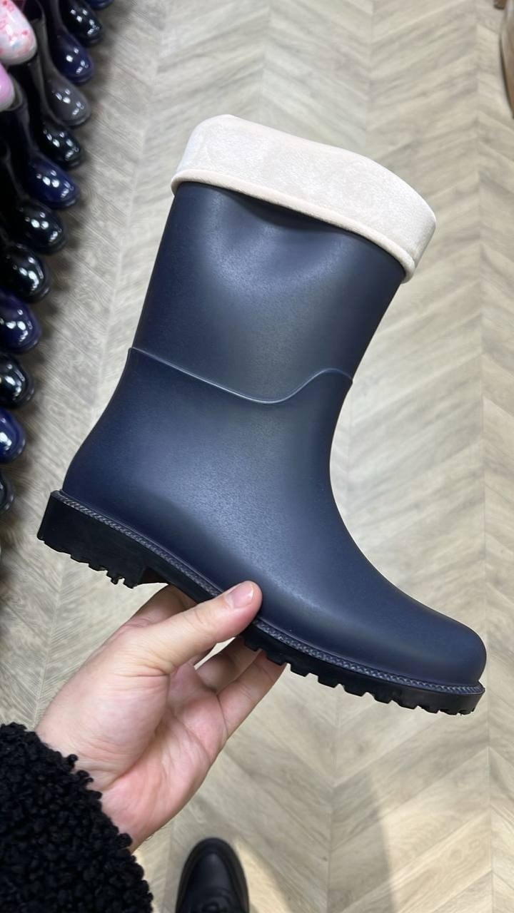 резиновые сапоги,женские резиновые сапоги,,резиновые сапоги высокие сплошные,высокие резиновые сапоги