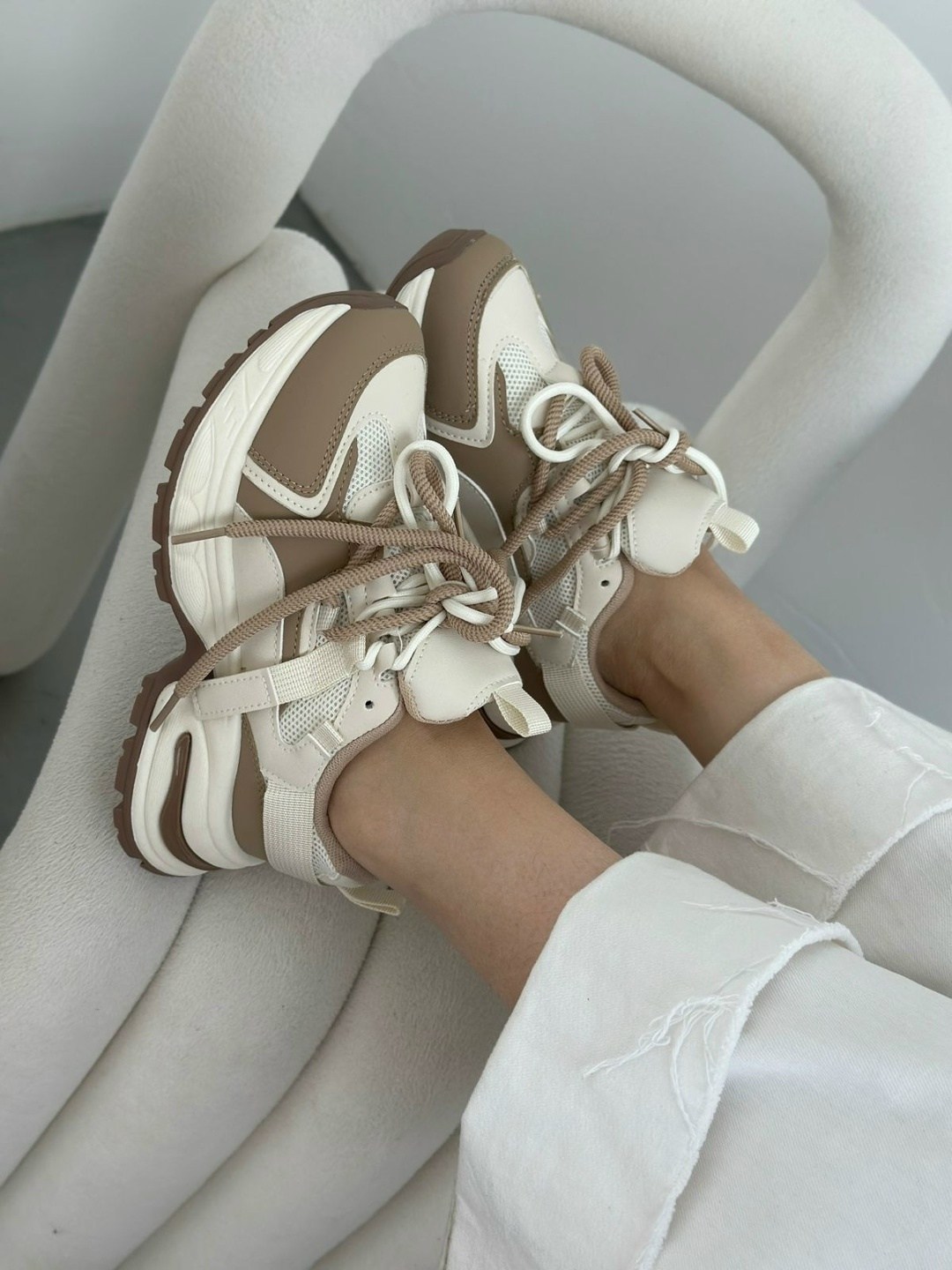 ,кроссовки женскиe,модные кроссовки,детские кроссовки,бежевые кроссовки