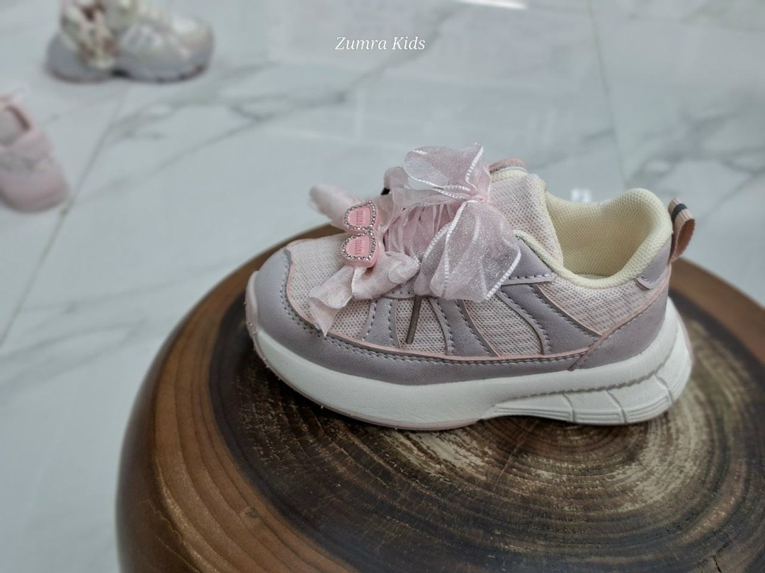 ,детские кроссовки,кроссовки для детей,модные кроссовки,кроссовка детская