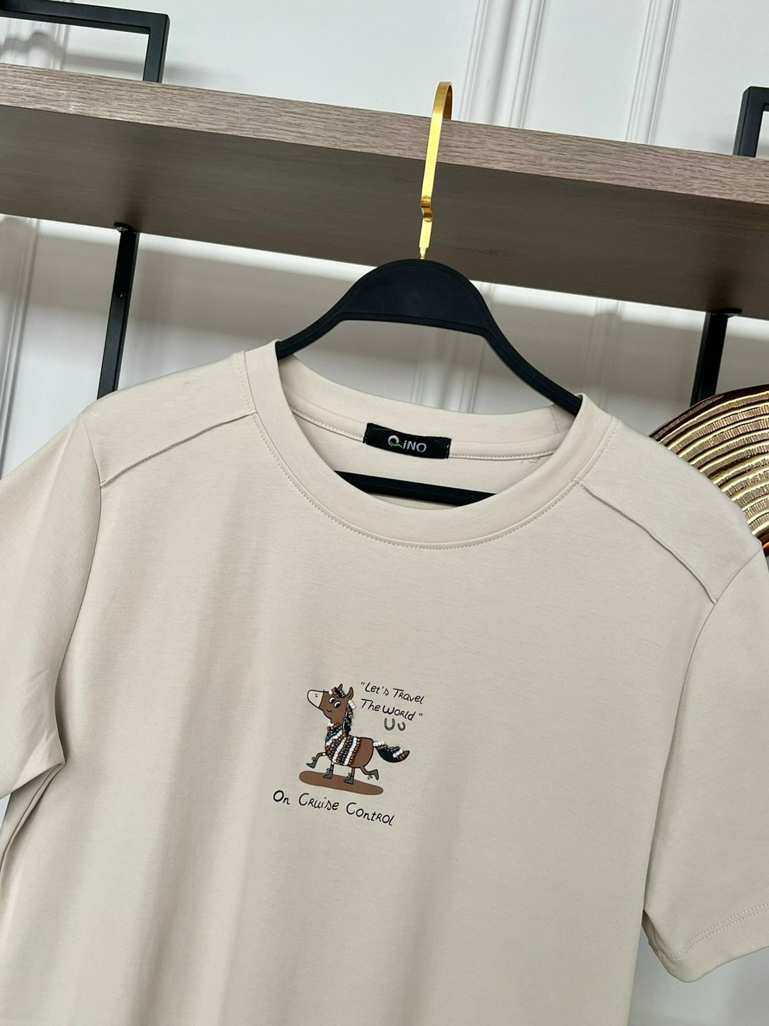 футболка женская,базовая женская футболка,футболка,стильная футболка,женские футболки с принтом