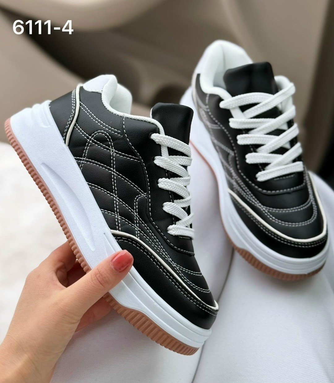 женские кроссовки,,повседневные кроссовки,спортивная ,кроссовки модные