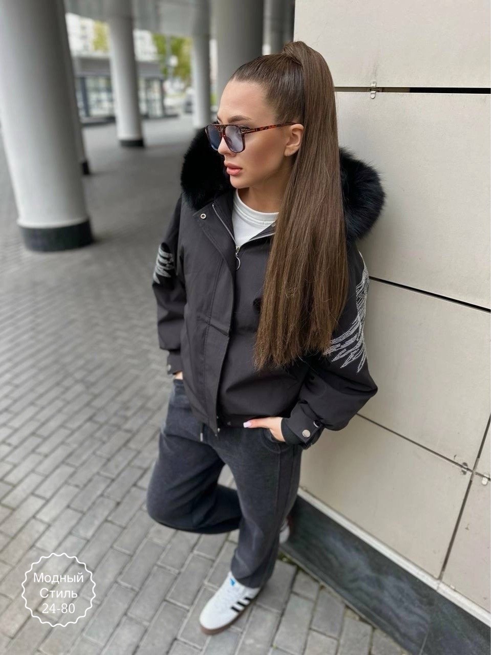 куртка с крыльями на спине,меховая куртка,куртка бомбер,куртка с меховой опушкой,куртка с крыльями