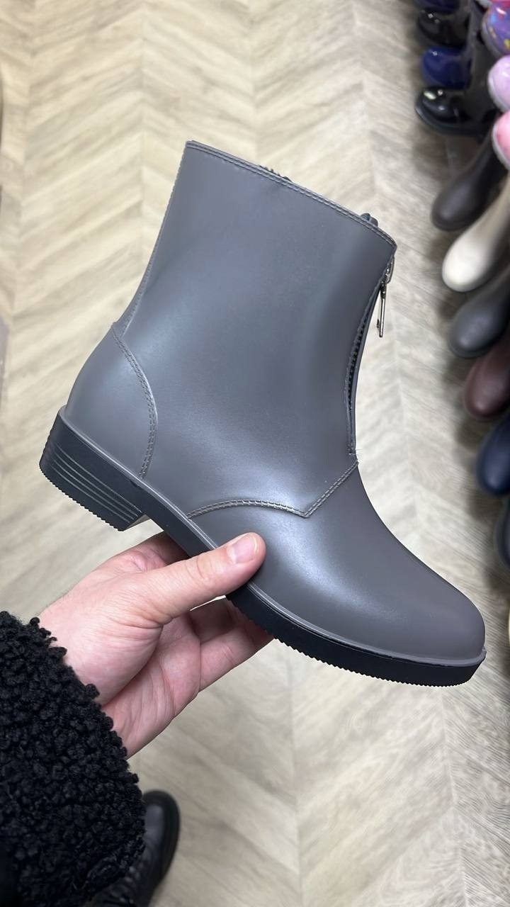 женские резиновые сапоги,резиновые сапоги,резиновые сапоги женские короткие стильные,,модные резиновые сапоги