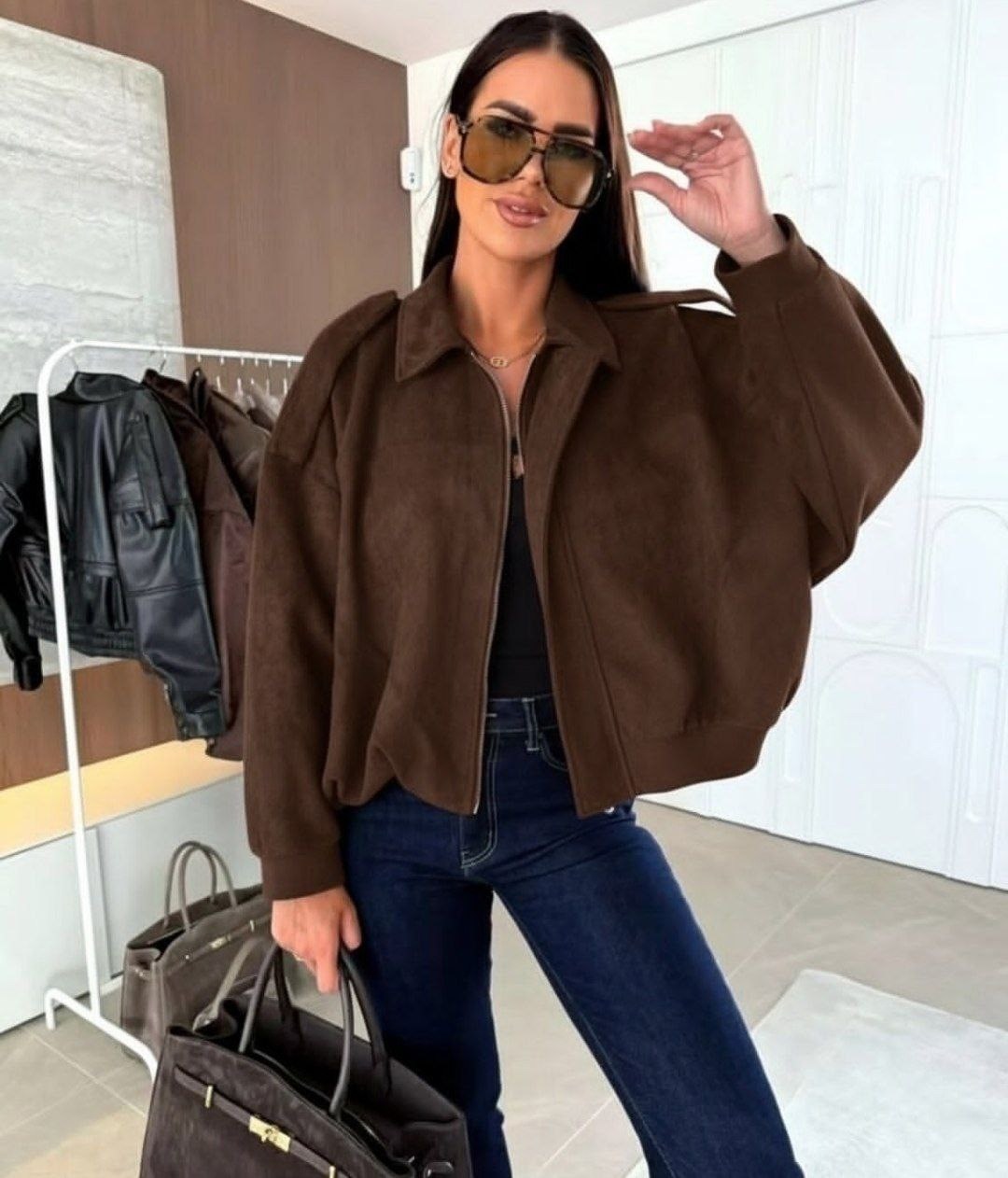 замшевая куртка,куртка бомбер укороченная оверсайз эко замшевая nonstóp with me,куртка женская замшевая короткая в стиле оверсайз,куртка бомбер свободного кроя,куртка бомбер