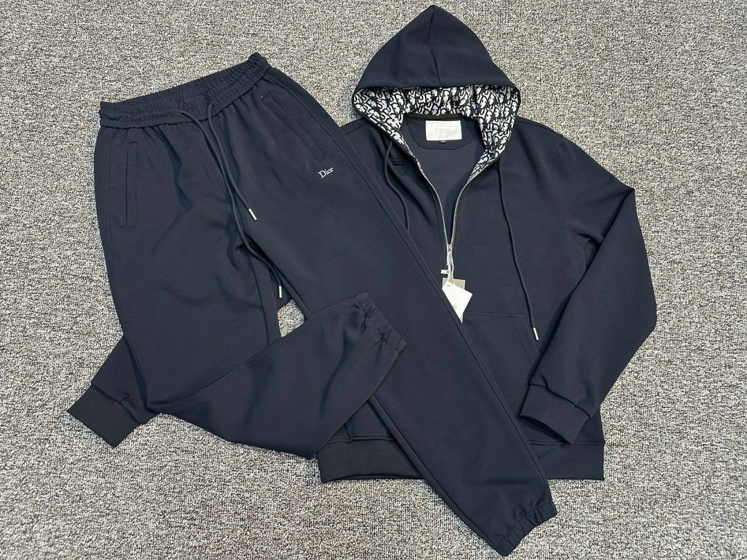 спортивный костюм brunello cucinelli,спортивный костюм мужской,костюм brunello cucinelli,костюм спортивный,спорт костюм