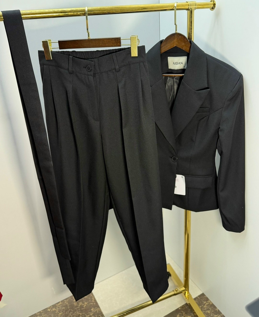 брючный костюм,костюм брючный женский деловой,костюм женский брючный,костюм с брюками,костюм брючной деловой