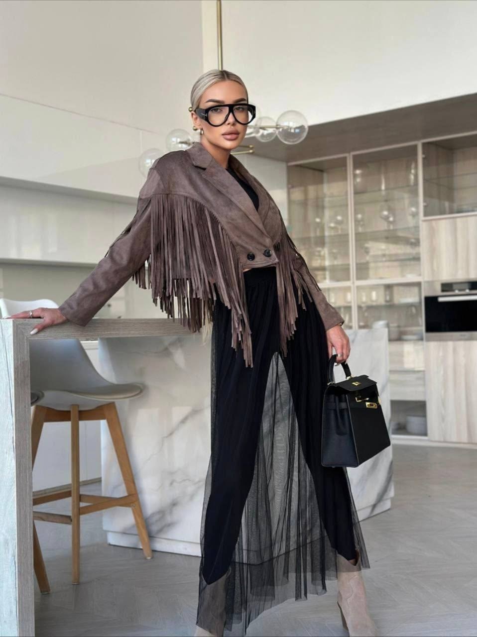 женская замшевая косуха с бахромой yves saint laurent,косуха с бахромой,замшевая куртка косуха,эффектная замшевая косуха с бахромой ysl,куртка из искусственной замши женская с бахромой