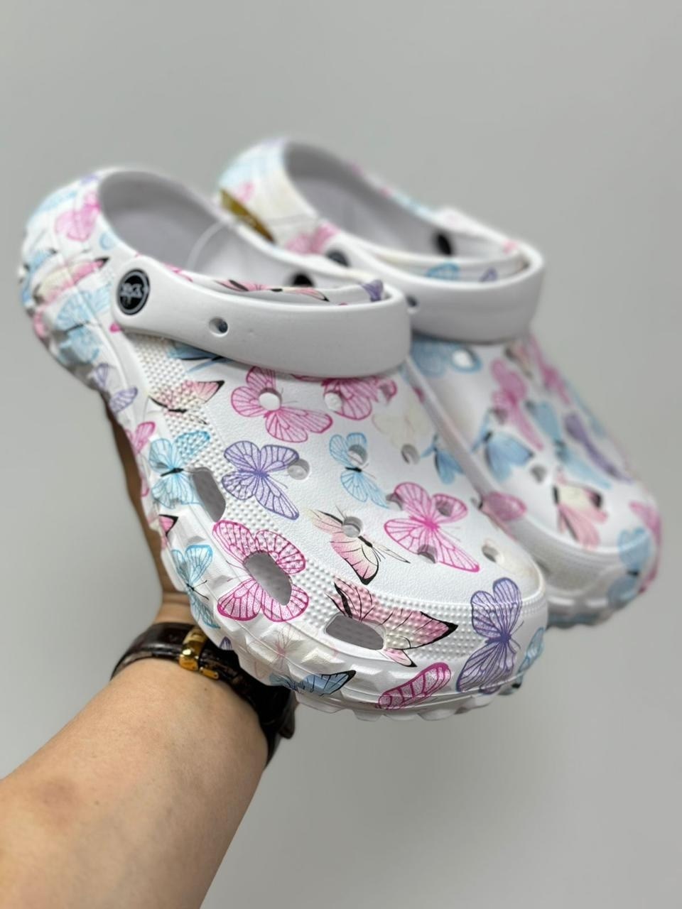 crocs baya seasonal printed clog,бае клог кроксы,кроксы с дырками,сабо детские crocs,детские кроксы