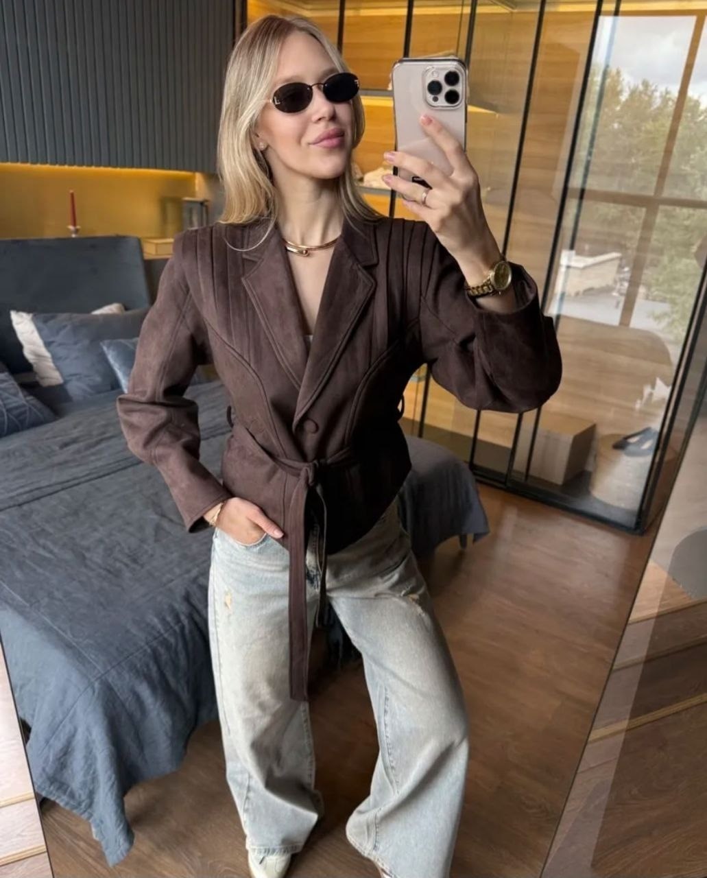 замшевые куртки,коричневая куртка,элегантная женская замшевая куртка с поясом,куртка замшевая женская,куртка женская