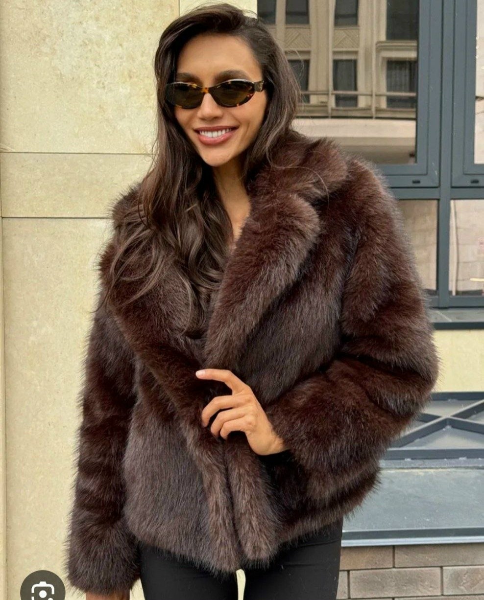 шуба из енота,полушубок из натурального меха енота размер м,полушубок из енота,женская шуба,шуба