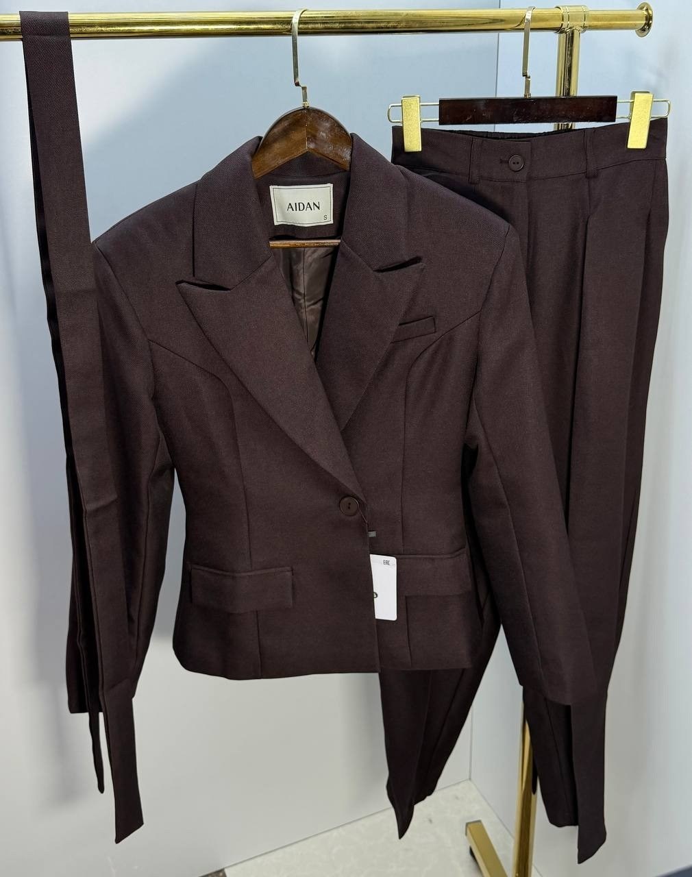 брючный костюм,брючный костюм деловой,брючные костюмы женские,коричневый брючный костюм,классический женский брючной костюм