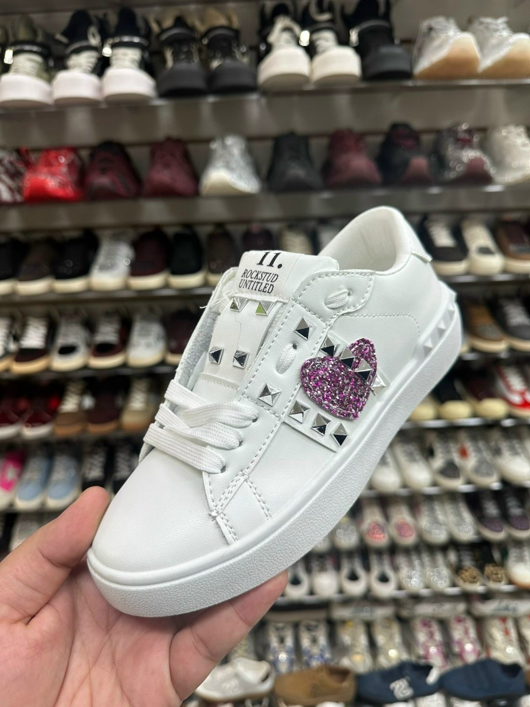 ,кеды черные женские,кроссовки кеды,кеды guess с черной подошвой, женская