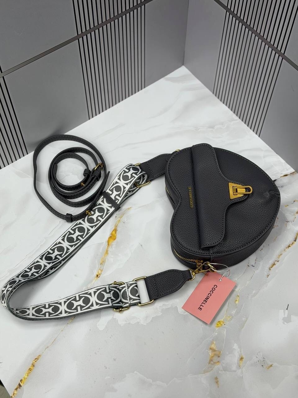 сумка coccinelle,coccinelle сумка на плечо,сумка женские,сумочка,сумка