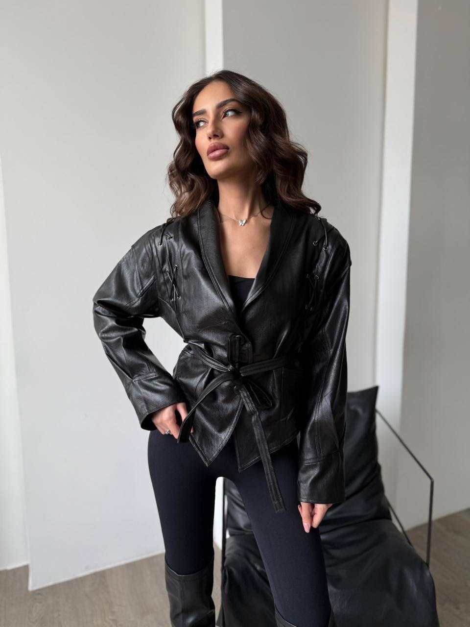 стильная куртка косуха,кожаная куртка,куртка косуха женская,куртка косуха
