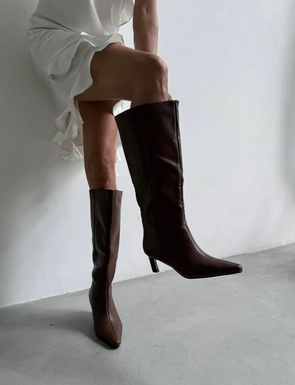 сапоги демисезонные на маленьком каблуке gh collection,сапоги,сапоги трубы демисезонные на каблуке kabolooky,сапоги трубы на шпильке весенние ango shoes,сапоги женские