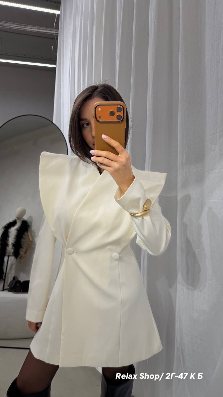 жакет (пиджак),жакет,пиджак,костюм для женщин,полупальто белое