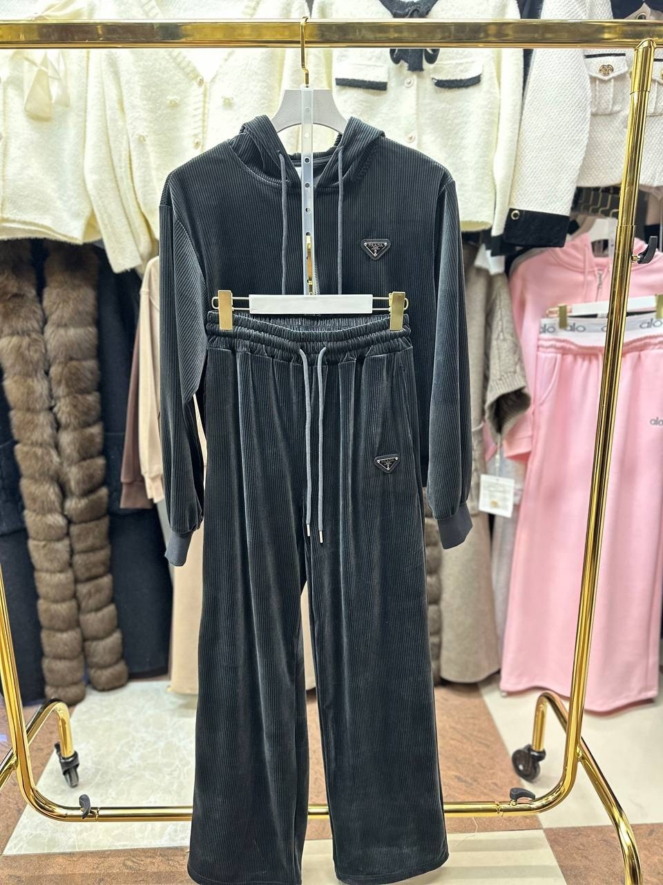 велюровый спортивный костюм,женский велюровый костюм,костюм велюровый,велюровый спортивный костюм женски,костюм