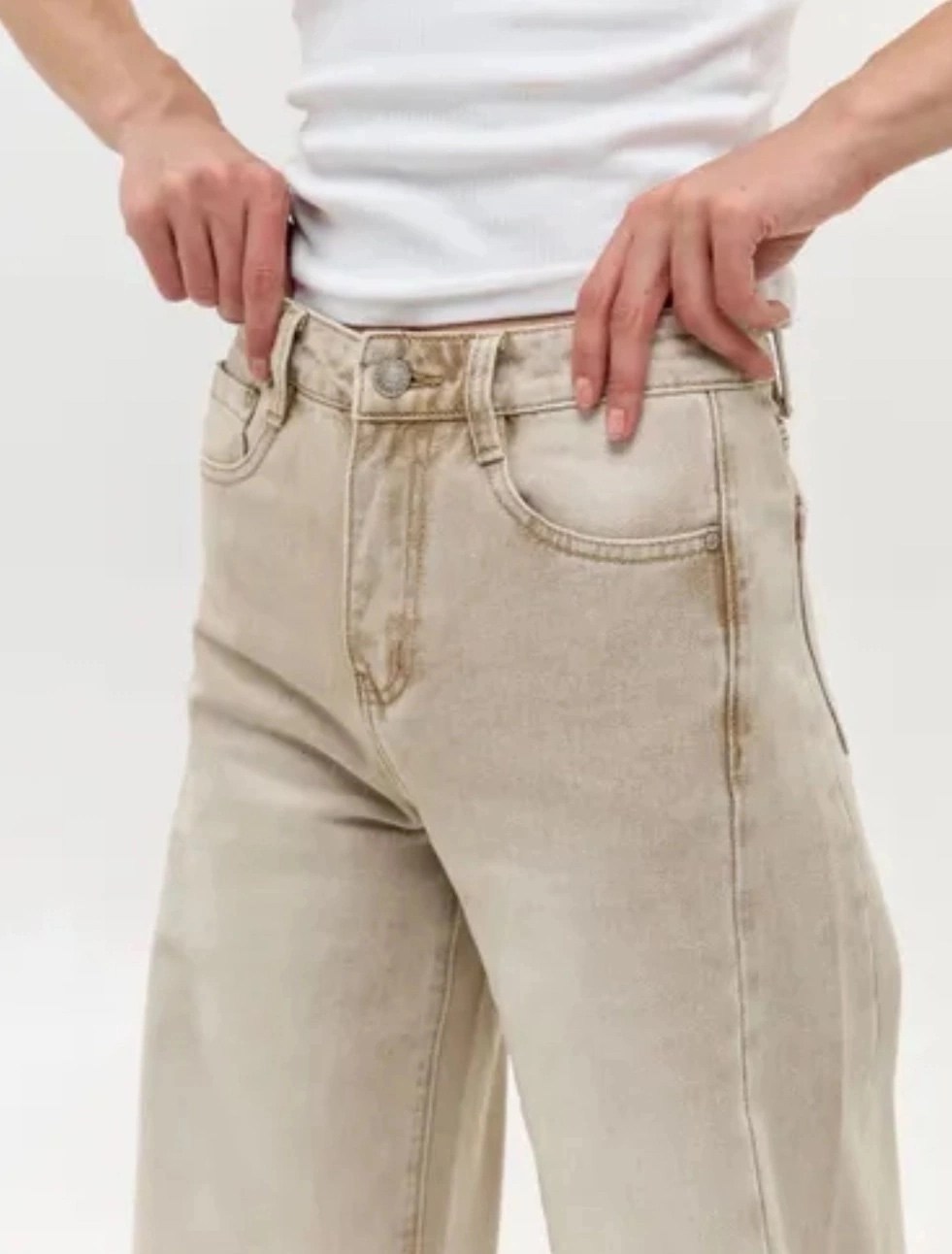 джинсы женские бежевые,женские джинсы широкие,свободные джинсы с широкими штанинами next бежевый,широкие джинсы,бежевые джинсы