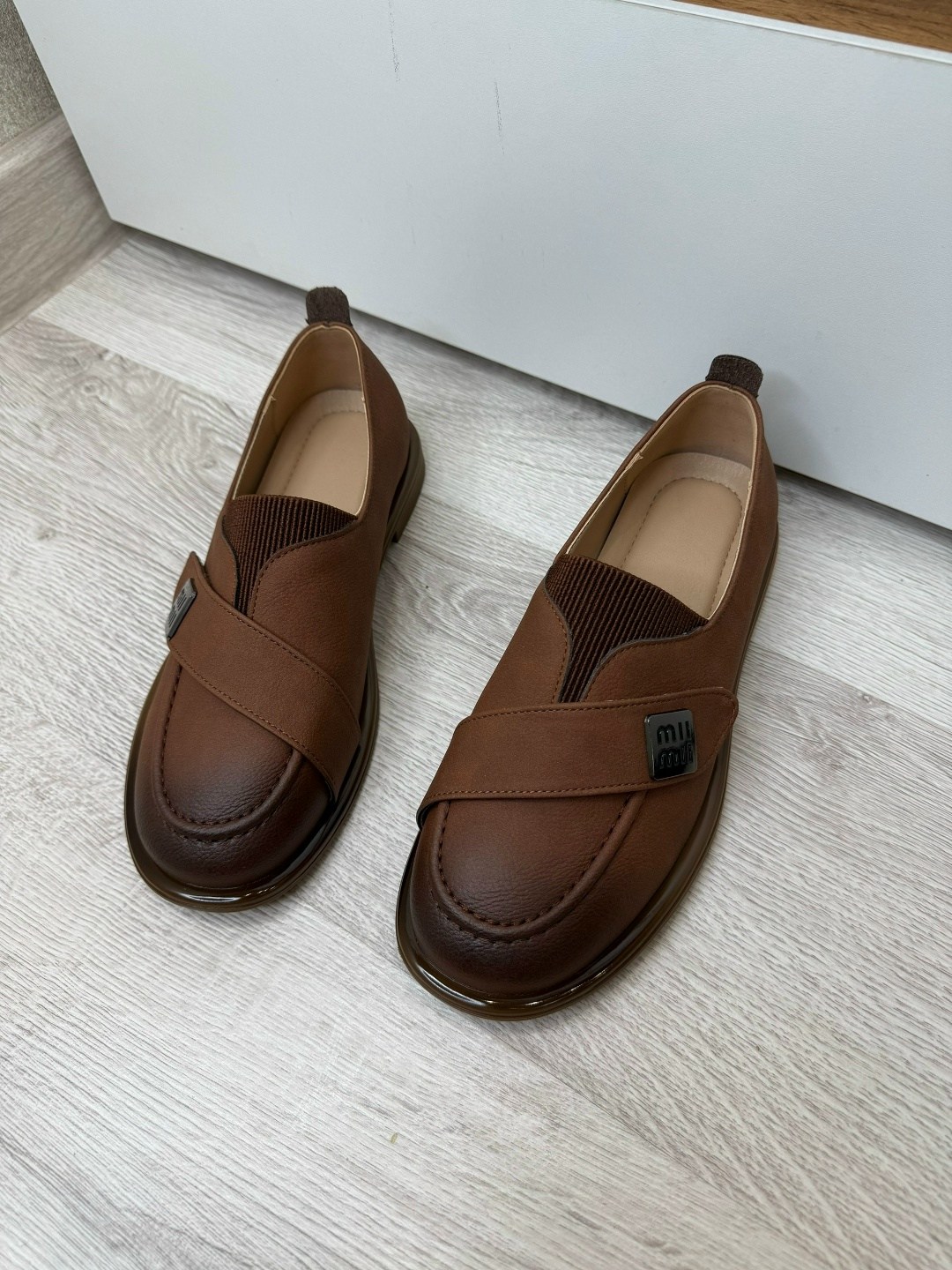 ,женские лоферы,лоферы модные,лоферы женские коричневые,лоферы повседневные