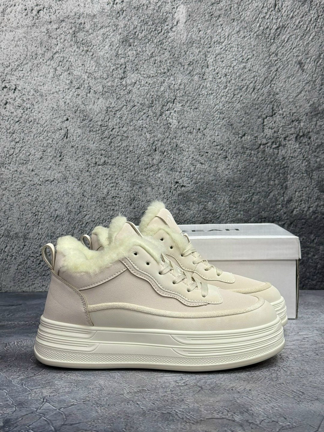 зимние женские кроссовки,,теплые кроссовки,утепленные кроссовки женские,кеды зимние женские