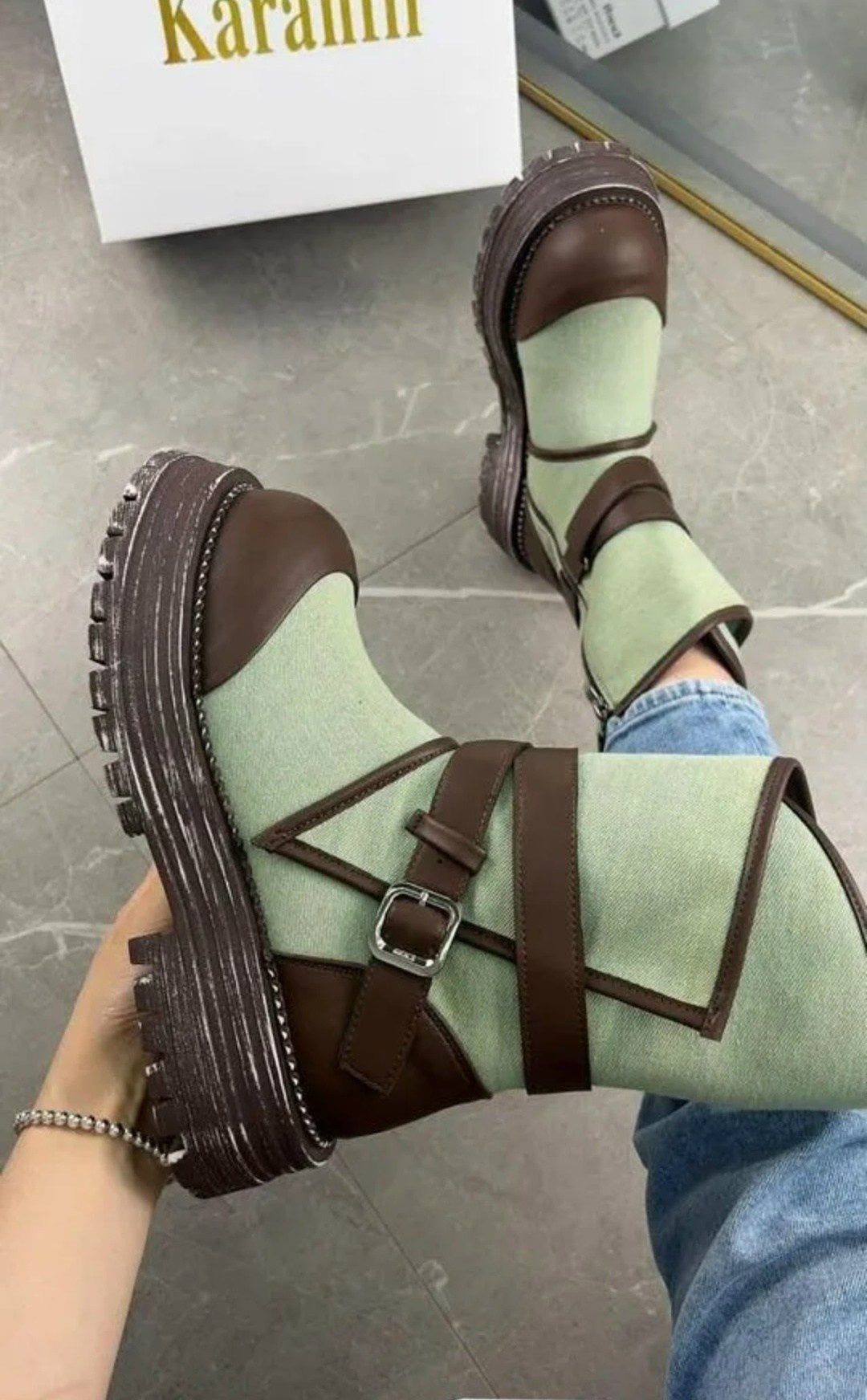 ,женские ботинки,короткие сапоги,сапоги модные,модные ботинки