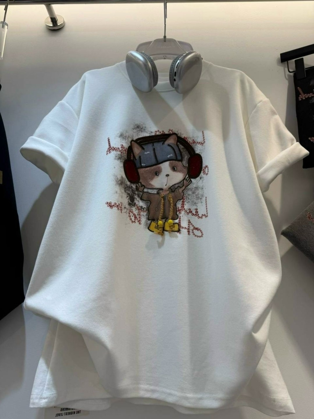 футболки оверсайз для девушек с принтом,футболка оверсайз женская,женские футболки с принтом,оверсайз футболка с принтами,женская футболка