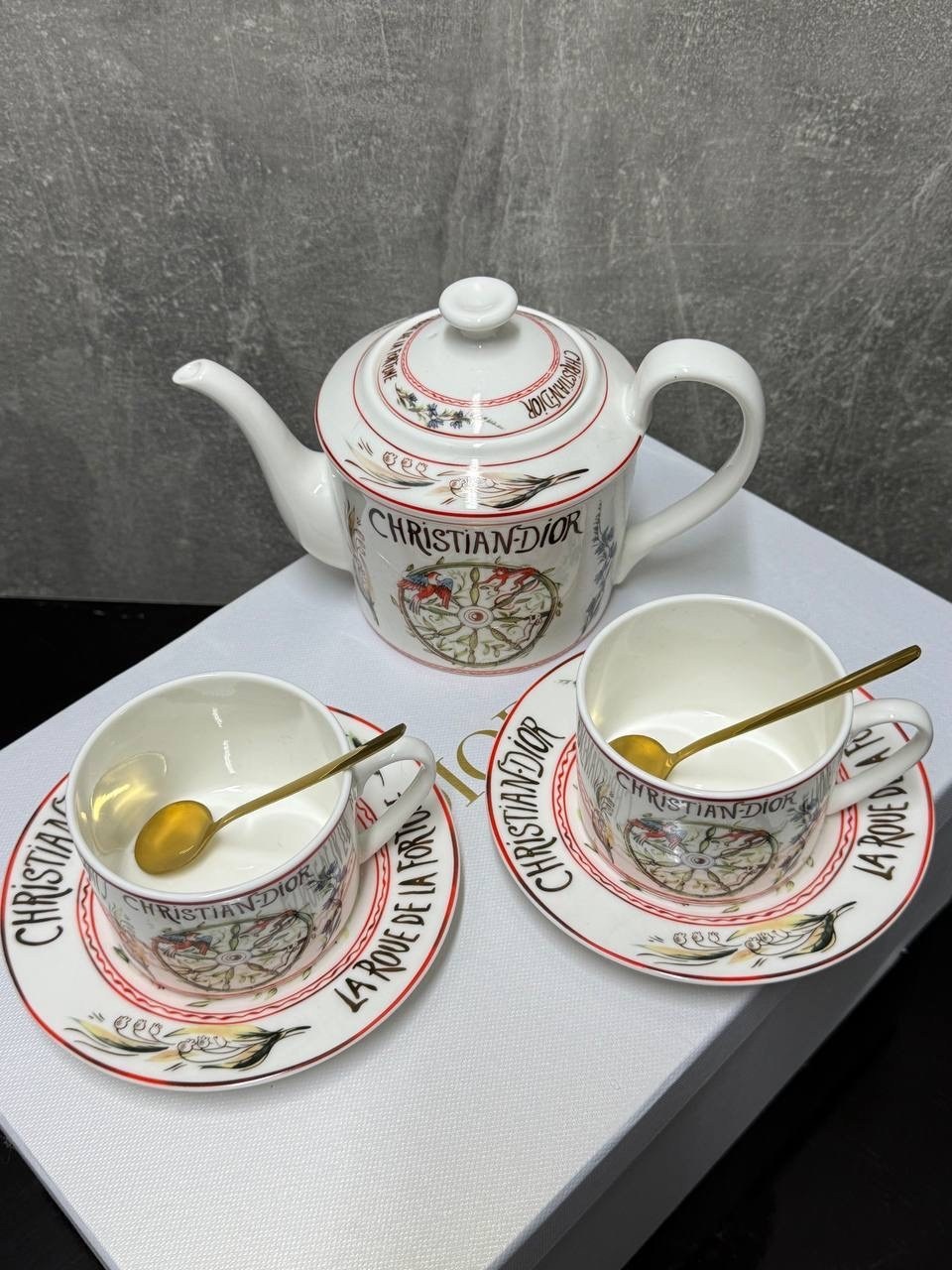 чайный набор dior 2 шт,чайная пара dior " la papesse",чайная пара наборы,набор dior,dior набор чайный "la papesse (жрица)" 270 мл на 2 перс