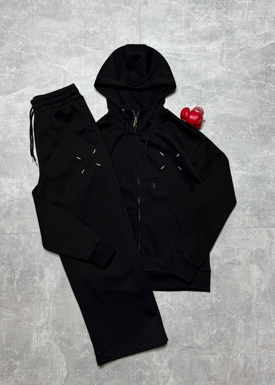 спортивный костюм brunello cucinelli,кашемировый костюм loro piana,мужской спортивный костюм brunello cucinelli,спортивный костюм loro piana,спортивный костюм brunello cucinelli solomeo