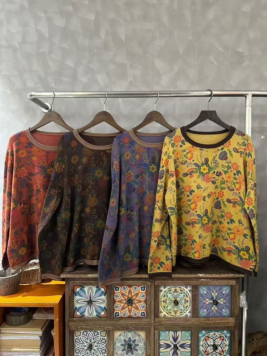 свитер с принтом,джемпер с принтом,джемпер женский с принтом,винтажный свитер,винтажные свитера