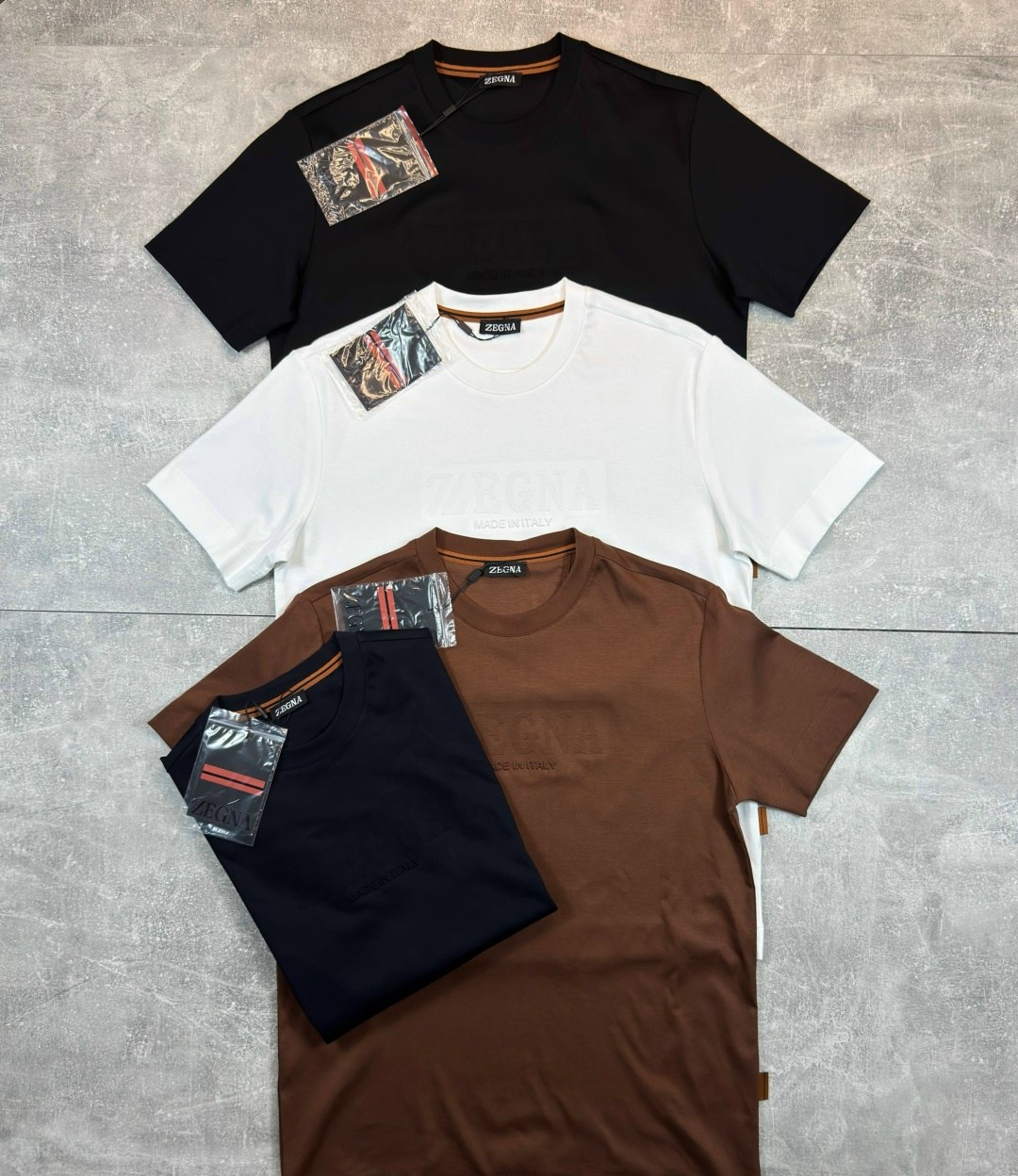 мужская футболка,футболки для мужчин,футболка,мужская футболка черная