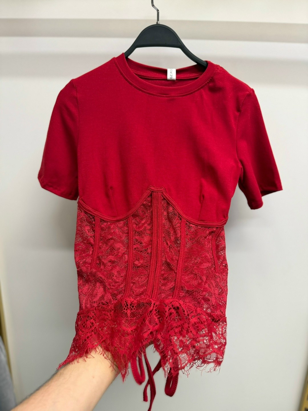 майка с кружевами,футболка с кружевными вставками,корсет кружевной,блузка кружева,кружевной топ