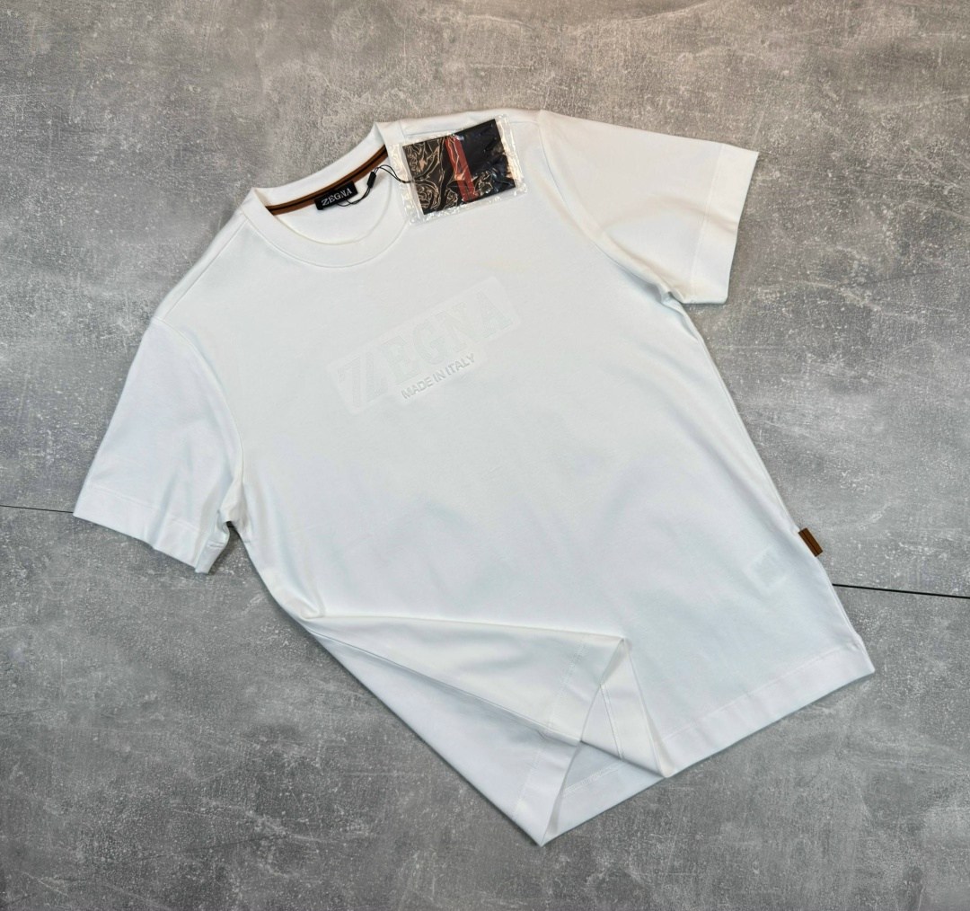 мужская футболка,футболки для мужчин,футболка,мужская футболка черная