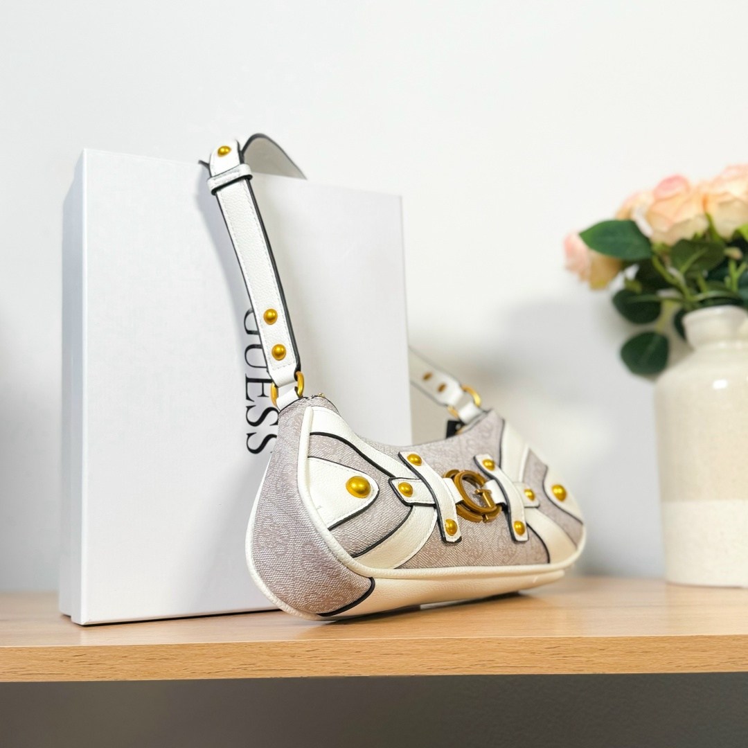 женская сумка guess,сумка guess,сумка через плечо guess,белая сумка guess,сумка на плечо guess