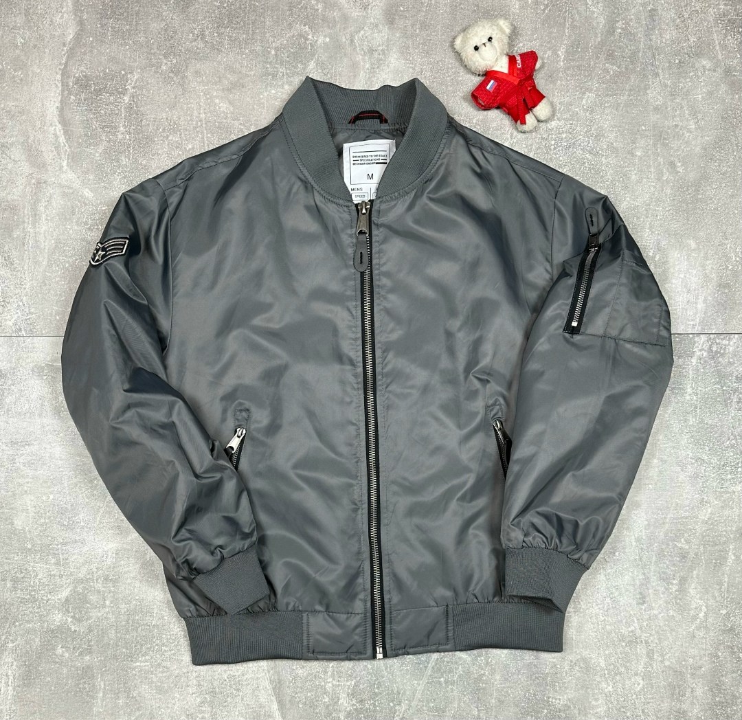 куртка бомбер,мужская куртка-бомбер в стиле милитари,куртка,легкая куртка,демисезонная куртка