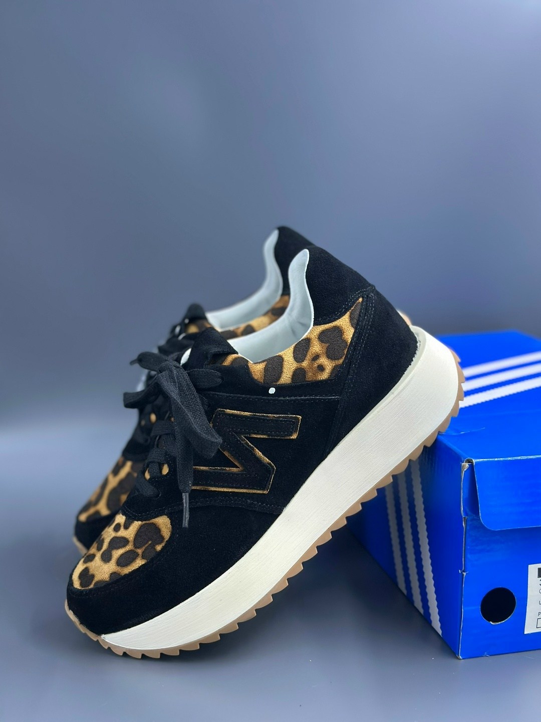 ,кроссовки женскиe,кроссовки замш,повседневные кроссовки,бежевые кроссовки