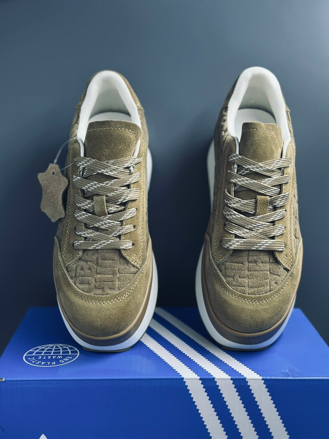 ,кроссовки женскиe,кроссовки замш,повседневные кроссовки,бежевые кроссовки