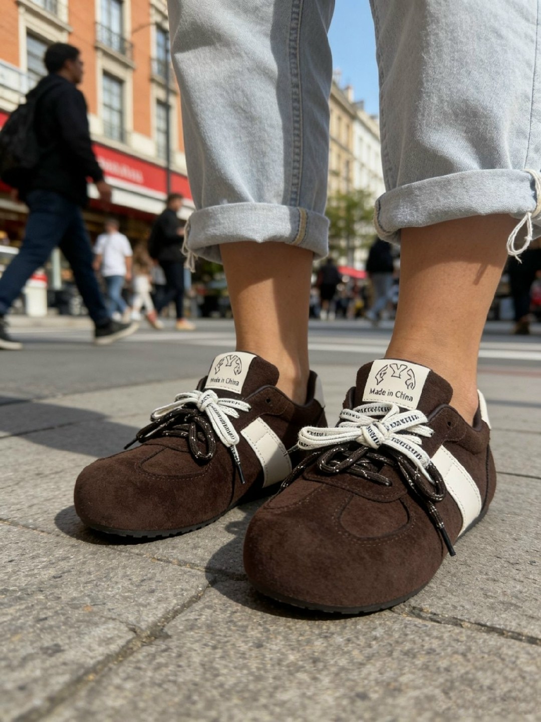 ,замшевые кроссовки,спортивная ,кроссовки женскиe, повседневные