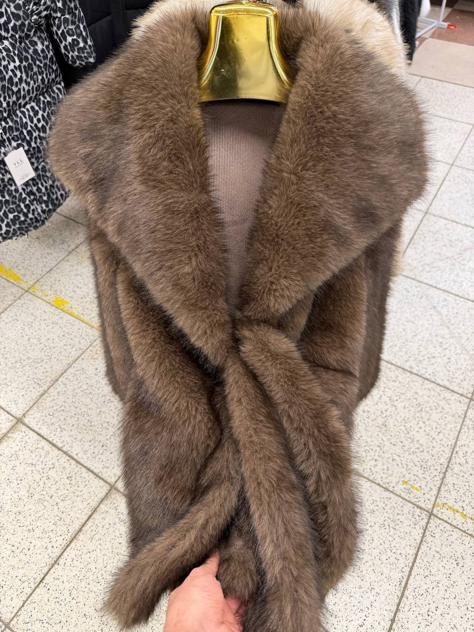 шубка из меха европейской норки с капюшоном из меха чернобурки,шуба норковая с капюшоном из чернобурки "летучка",шубка,шуба,шубка из меха европейской норки с капюшоном из меха песца